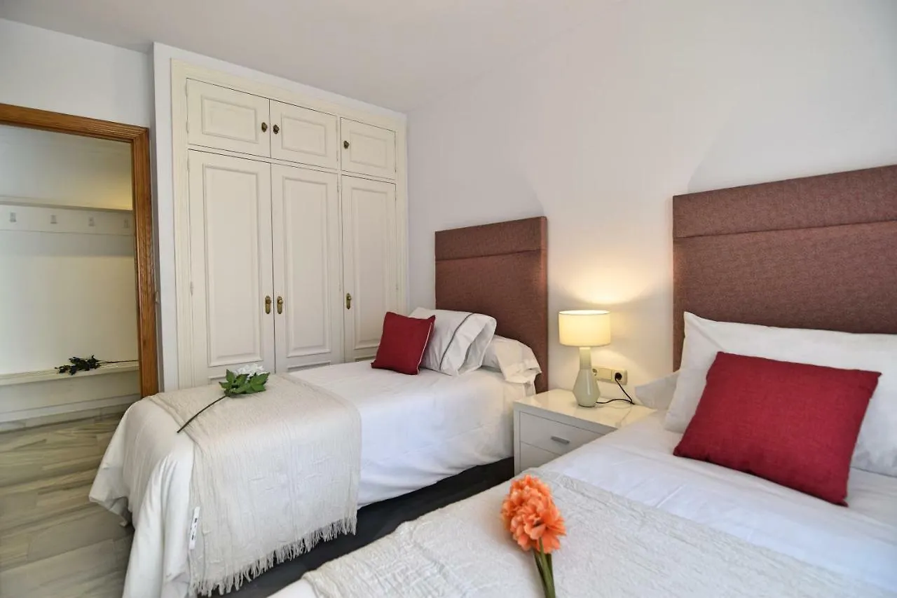Apt Puerto Malagueta Solo Familias Málaga Appartement